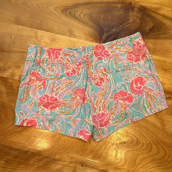 Lilly Pulitzer the Walsh shorts - Picture 4 of 7